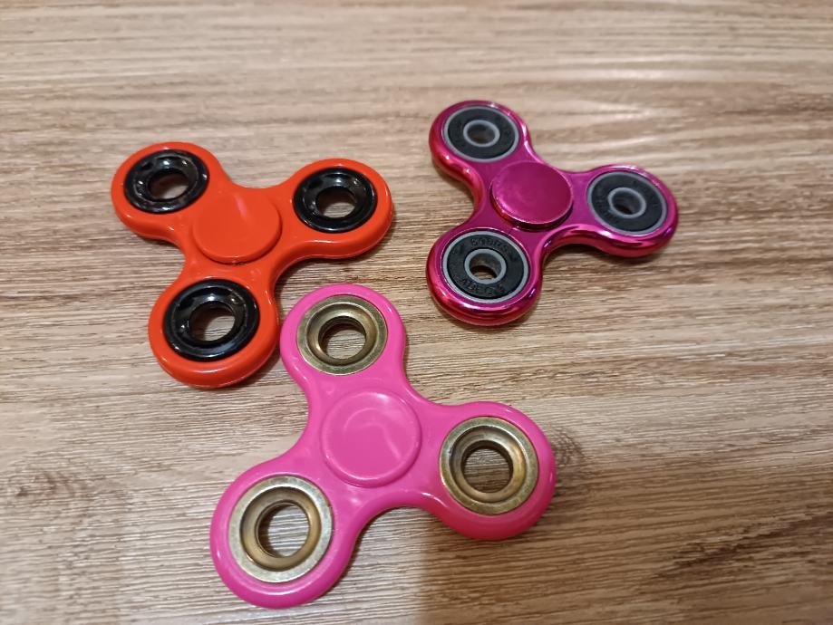 Fidget spiners