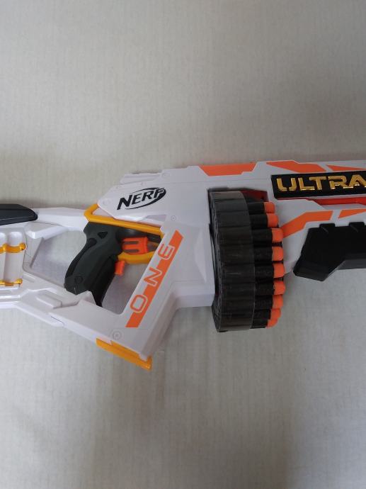 NERF ULTRA pištola