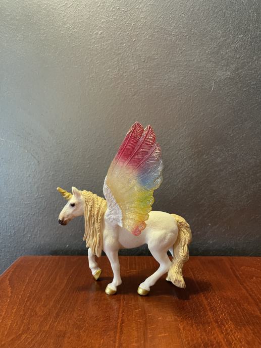 Schleich Rainbow samorog s krili