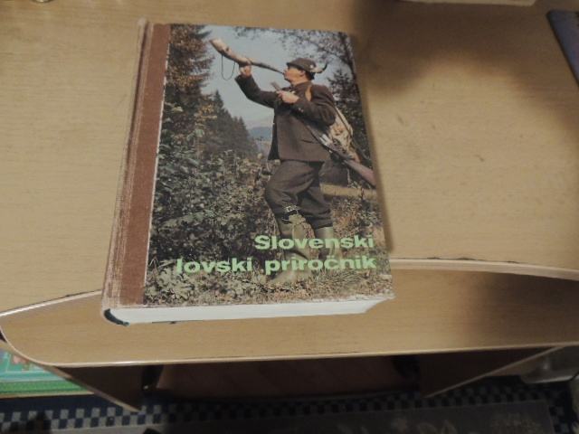 SLOVENSKI LOVSKI PRIROČNIK F. CVENKEL IN OSTALI LZS 1980