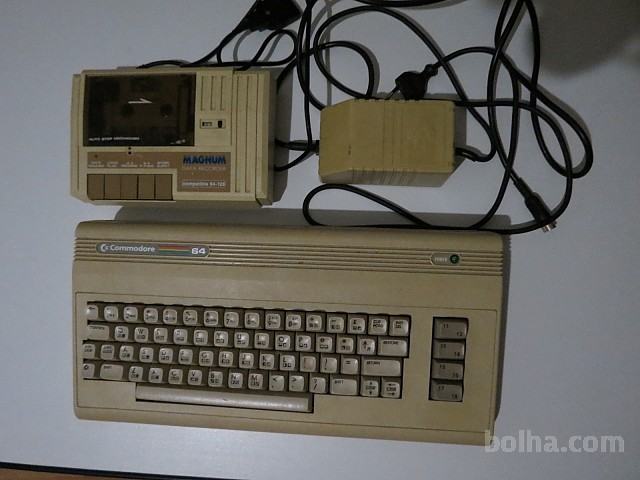 COMMODORE C64G, KASETNIK,JOYSTICK, NAPAJALEC.