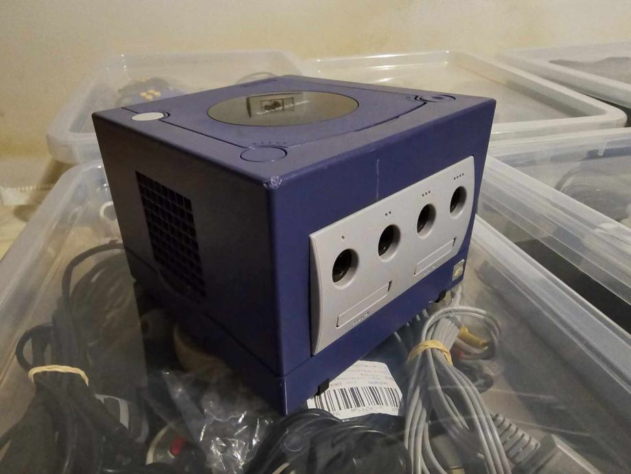 Nintendo Gamecube - samo konzola