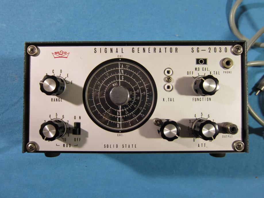 SIGNAL GENERATOR BELCO SG 2030  RF GENERATOR