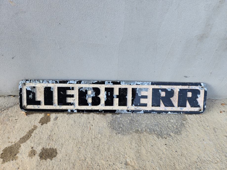 Liebherr znak