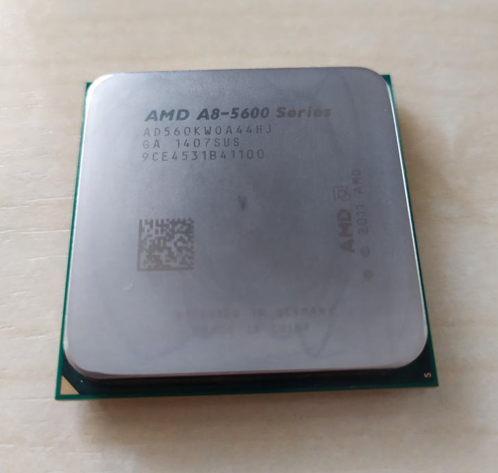 Procesor AMD A8 5600K / 3.6GHz / FM2