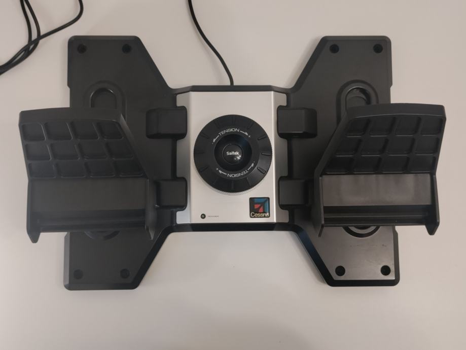 KOMPLET SIMULATOR LETENJA s LOGITECH G SAITEK, CESSNA RUDDER PEDALS