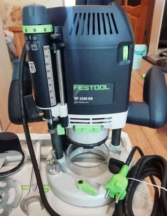 Frezalnik Festool OF 2200 EB-Plus