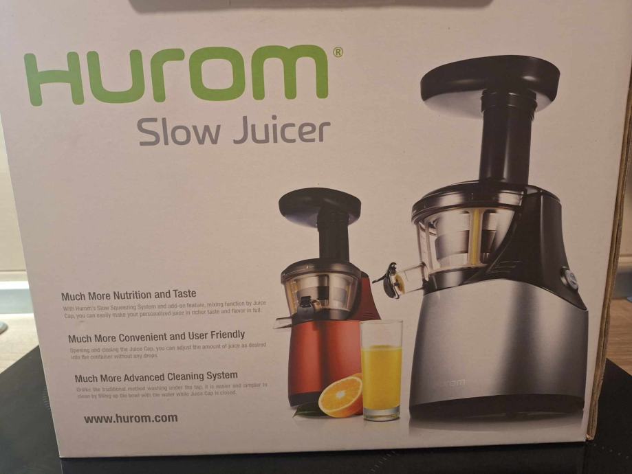 Hurom sokovnik s počasnim ožemanjem slow juicer