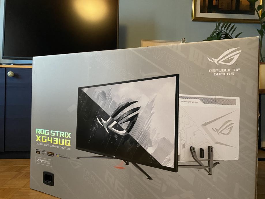 ASUS ROG STRIX XG43UQ monitor - kalibriran, garancija.