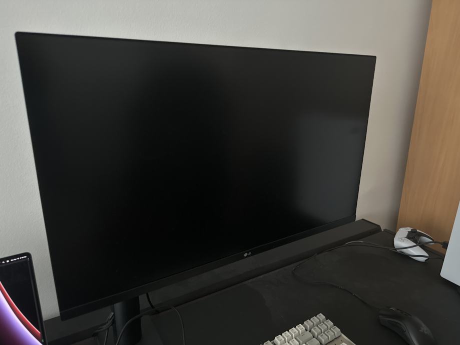 LG Ultrafine 4k 32UN880-B.BEU