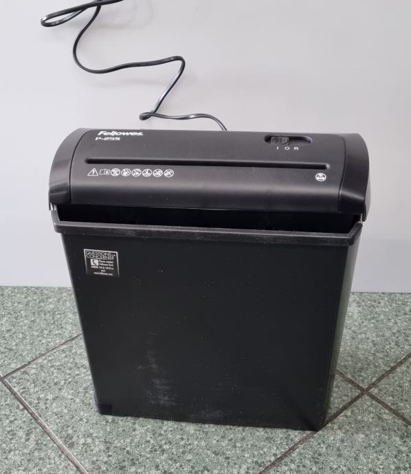 Uničevalec dokumentov Fellowes Power shred P-25S, majhen