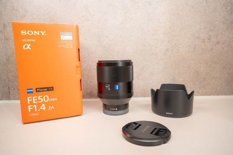 SONY SEL50F14Z