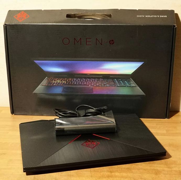 HP OMEN 15-DC0XXX 15,6" Laptop (1TB SSD, i7-8750H. GTX 1070, 32GB RAM)