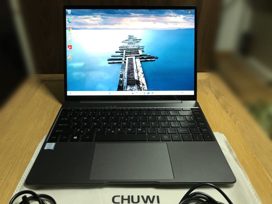 Prodam CHUWI prenosnik Corebook X, IPS 14" zaslon, 2K (2160x1440px)