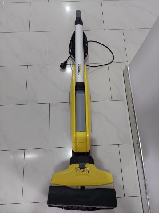 Karcher čistilec tal FC 5