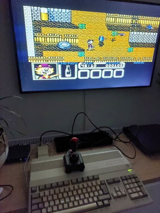 COMMODORE AMIGA 500