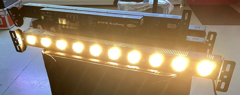 4x efektna luč sunstrip 10x50w konvencionalna dmx