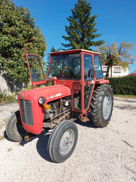 traktor IMT 539 Delux