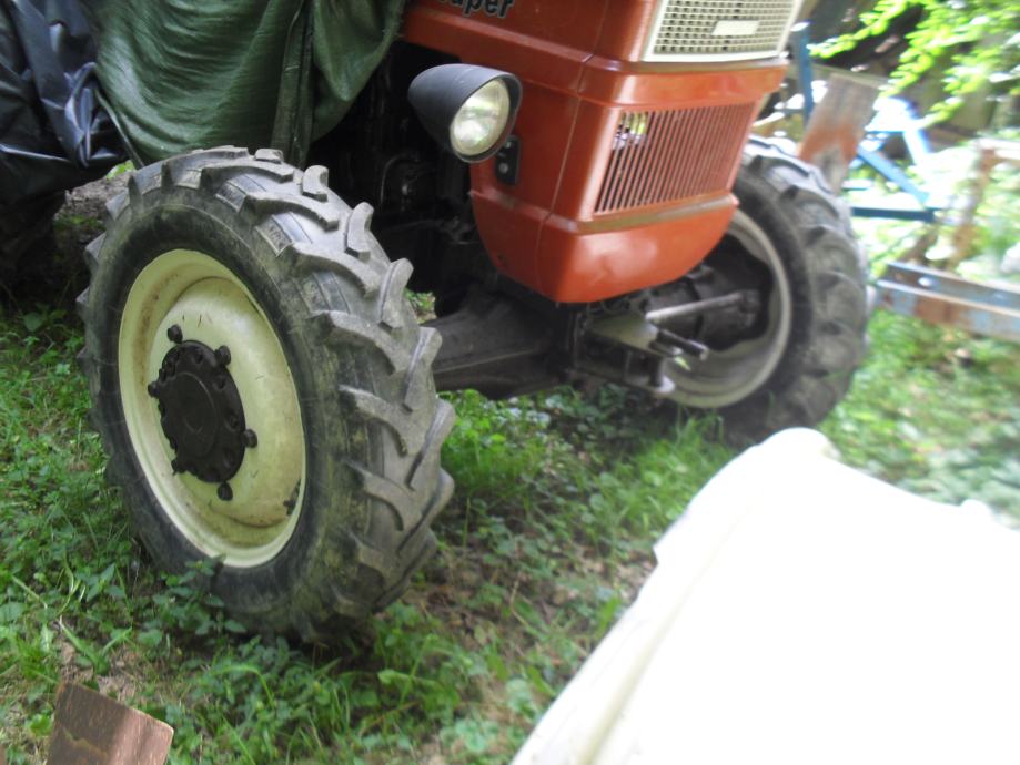 Traktor štore 404 spredni pogon