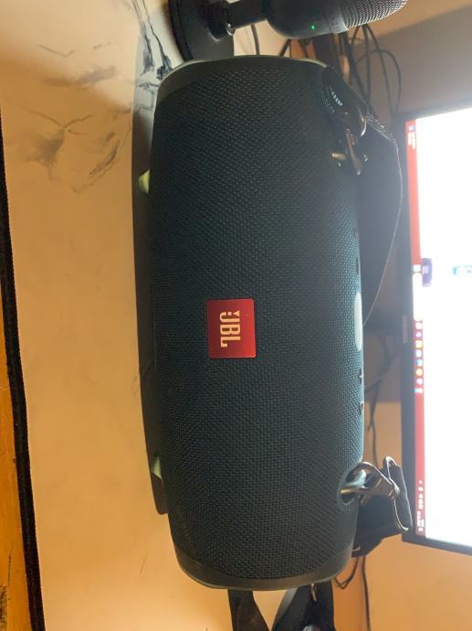 jbl extreme 2 prenosni zvocnik