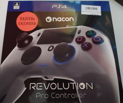 Playstation Nacon Revolution Pro