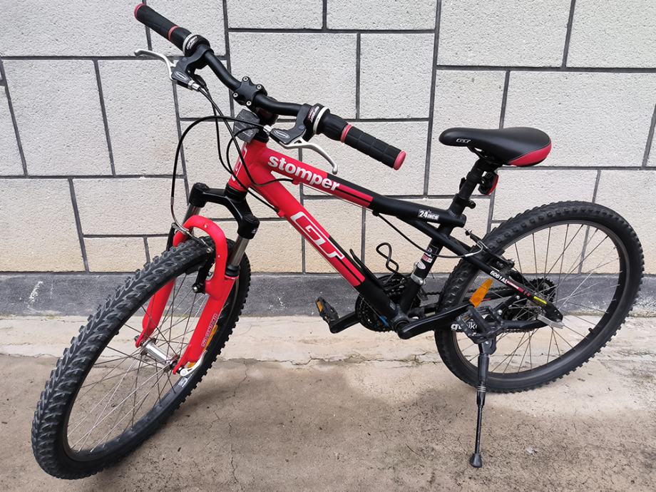 GTBikes GT Stomper 24" MTB otroško mladinsko kolo rdeče - 24 col