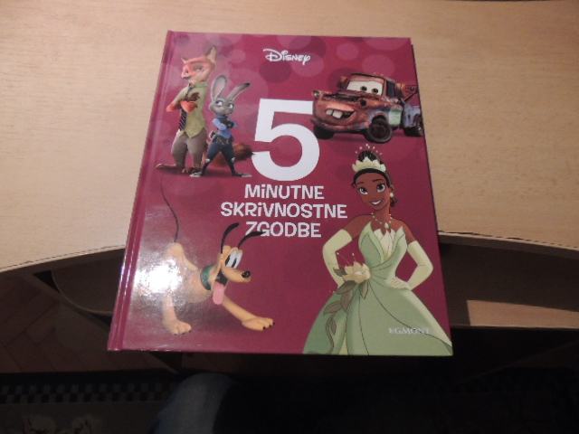 5-MINUTNE SKRIVNOSTNE ZGODBE  WALT DISNEY ZALOŽBA EGMONT 2021