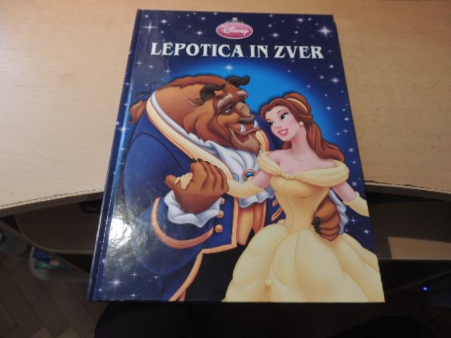 LEPOTICA IN ZVER W. DISNEY ZALOŽBA EGMONT 2009