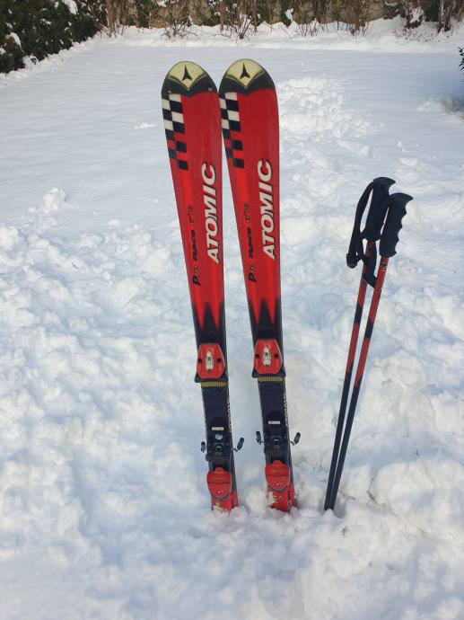 Otroške smuči ATOMIC Pro Race 6'18 128 cm s palicami 105 cm