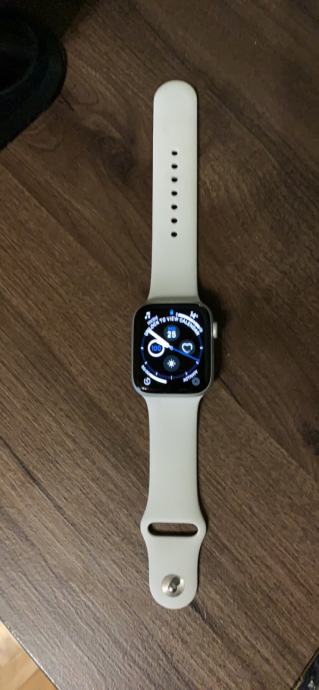 Apple watch 4 online 44mm cena