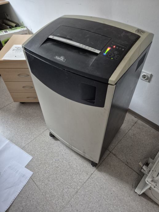 Uničevalec dokumentov Fellowes Powershred C-420C - PROFI