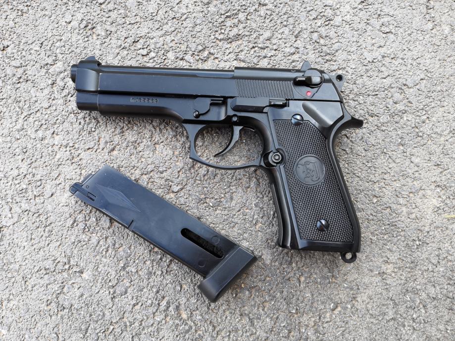 Airsoft Beretta M9