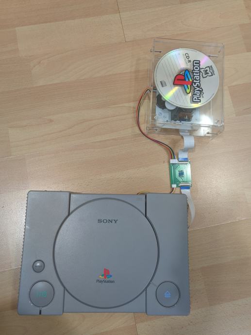 Playstation 1 + eksterni laser