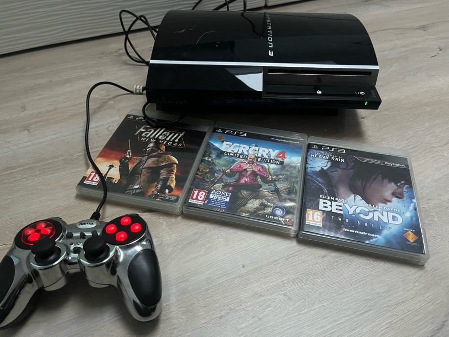 PlayStation 3 + 3x original igre PS3