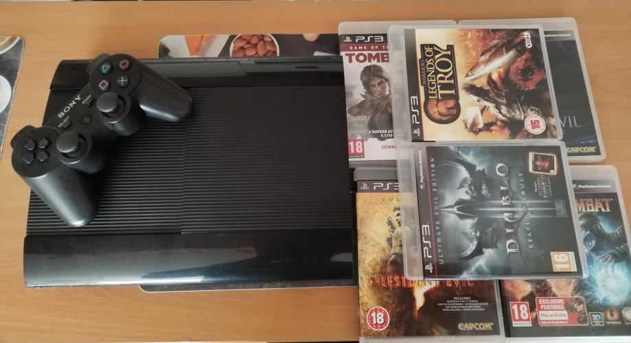 PS 3 SUPER SLIM 500 GB OBNOVLJEN +  6 iger