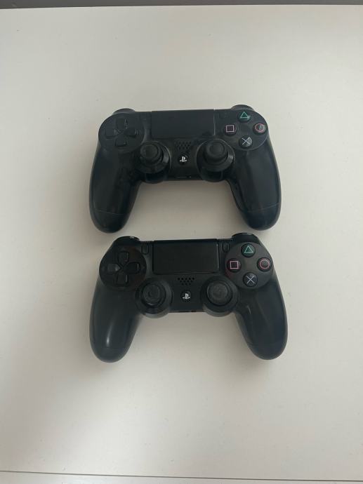 PRODAM DVA PS4 KONTROLERJA.