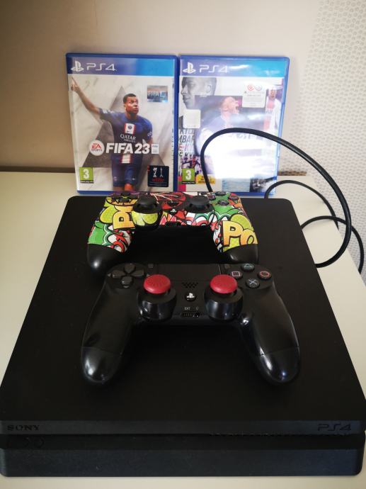 PS4 500GB Slim + 2 kontrolerja + FIFA23