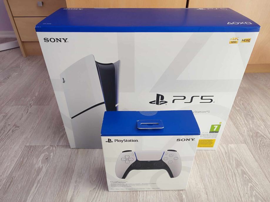 Playstation 5 Slim 1TB nov tovarnisko zapakiran z dvema kontrolerjema