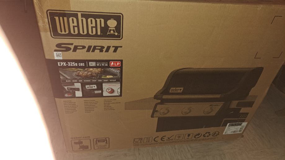 WEBER SPIRIT EPX-325S PLINSKI ŽAR