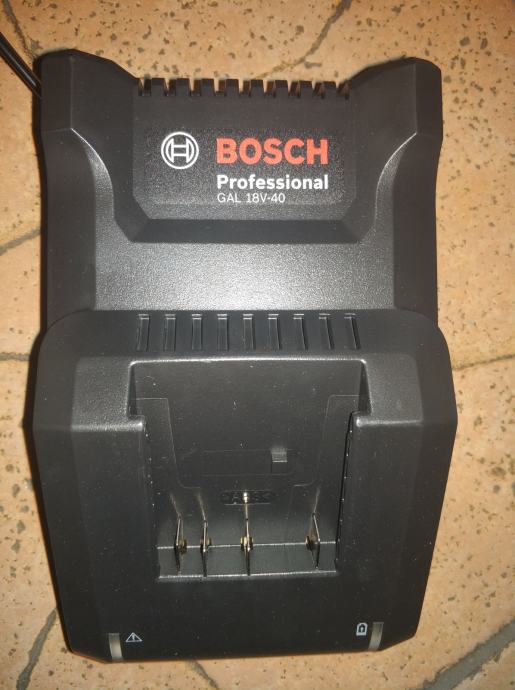 Bosch gal 18v 40 схема нужна