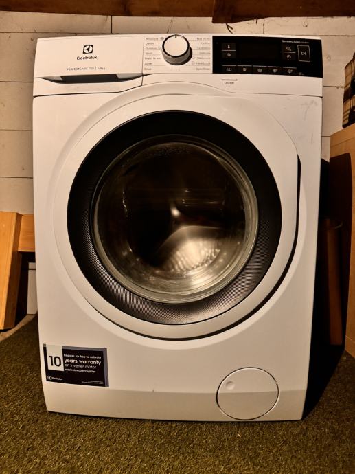 Pralni stroj electrolux Perfectcare 700