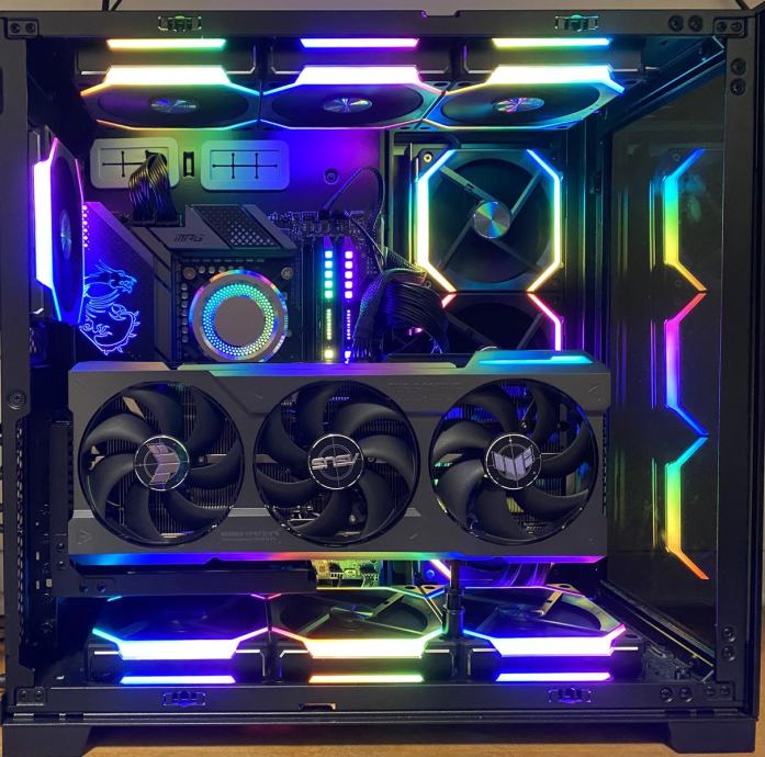 ***ULTRA***  RTX 4070 TI GAMING RAČUNALNIK