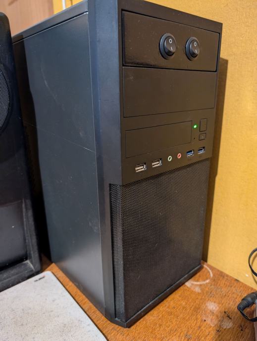 PC Intel i3-6100 3.7GHz, 8GB RAM, 240GB SSD, Nvidia Q. K620 + 20" LCD