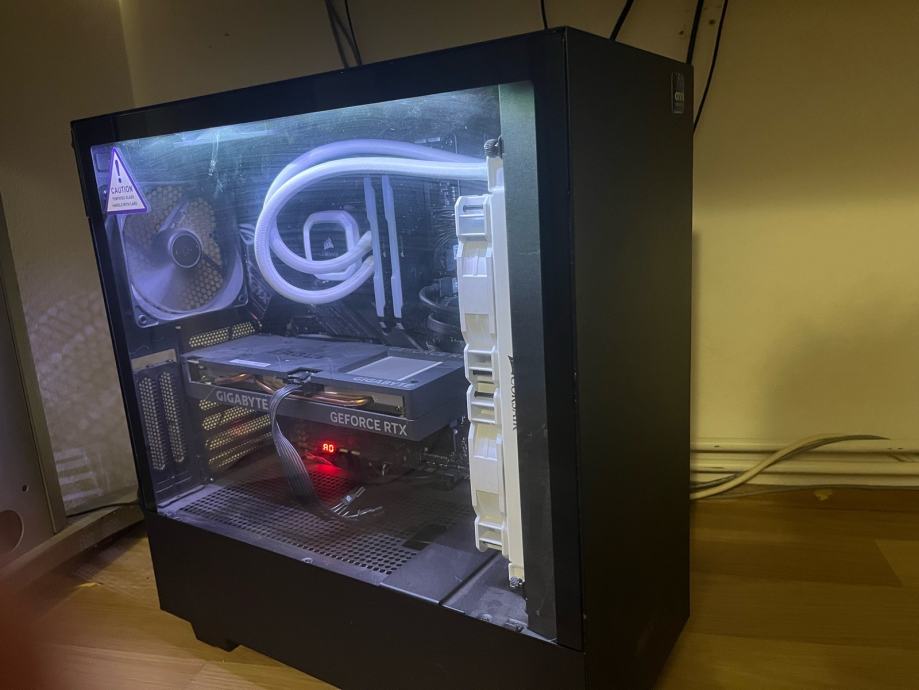 GAMING PC I7-10700K / RTX 4060 / 32GB RAM / WIN 11 PRO