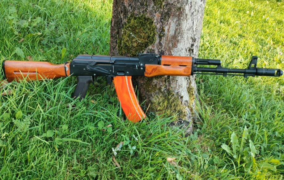 Airsoft ak74 cyma