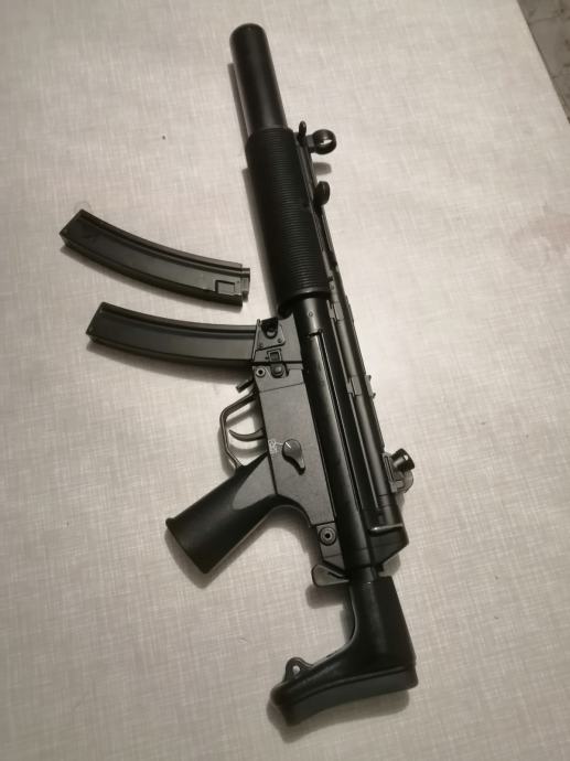 Airsoft puška MP5