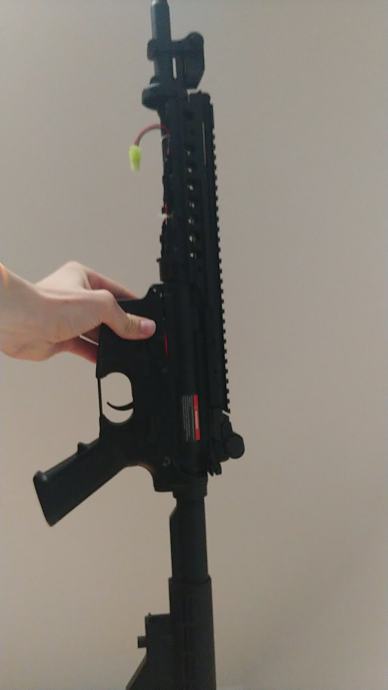 airsoft puška