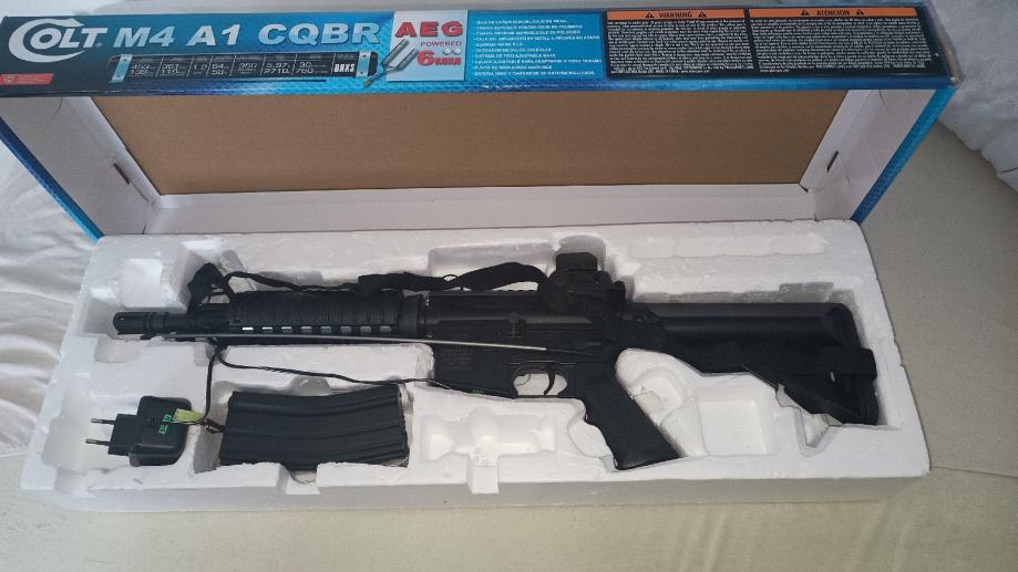 AIRSOFT REPLIKA - Colt M4A1 CQBR - NOVA