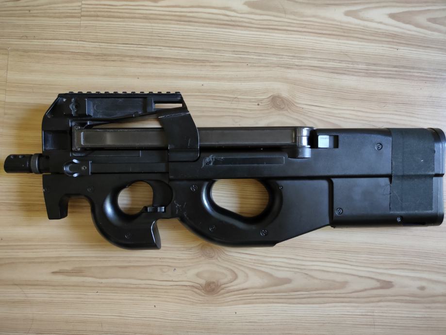 P90 airsoft