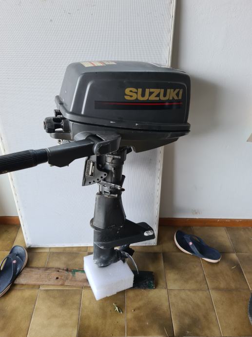 MOTOR SUZUKI